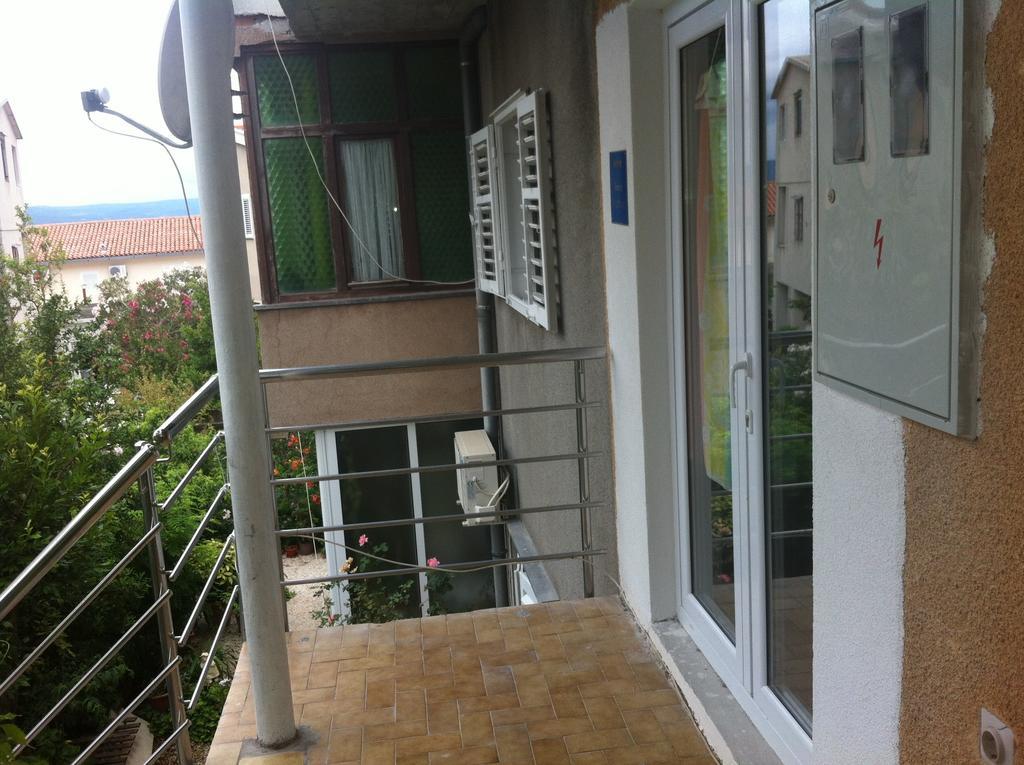 Eco-Apartments With Nice Garden Baška Voda Habitación foto
